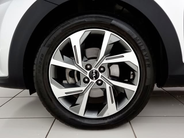 KIA STONIC SX TURBO - Imagem 10