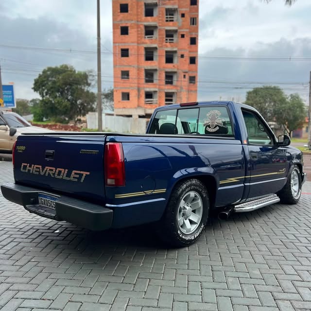 CHEVROLET SILVERADO CONQUEST HD - Imagem 5
