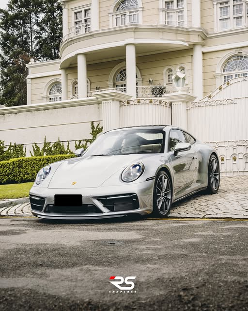 PORSCHE 911 CARRERA - Imagem 1