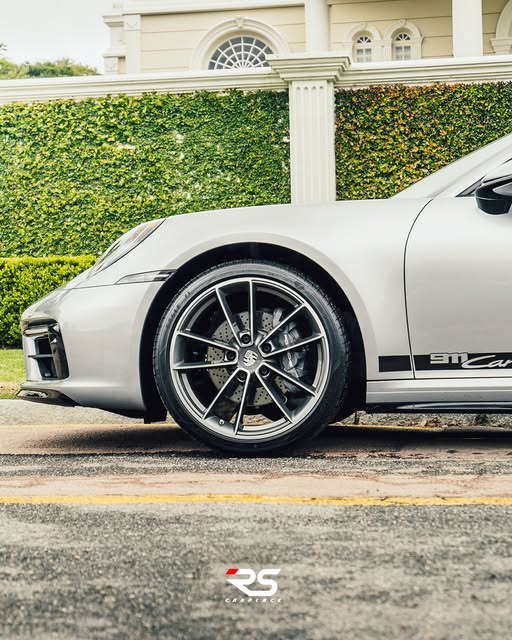 PORSCHE 911 CARRERA - Imagem 2