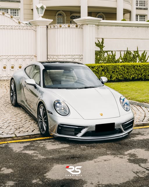 PORSCHE 911 CARRERA - Imagem 6