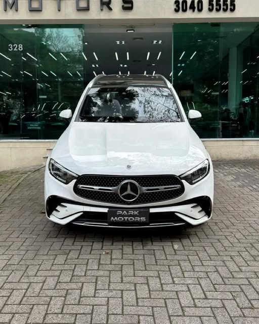 MERCEDES-BENZ GLC 300 AMG LINE - Imagem 3