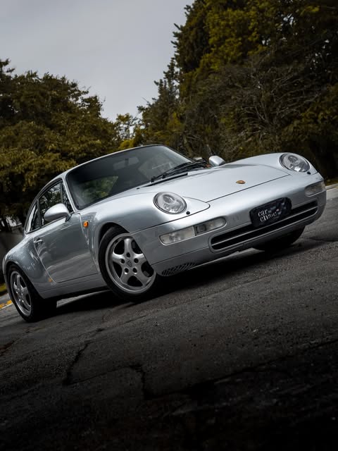 PORSCHE 911 CARRERA - Imagem 1