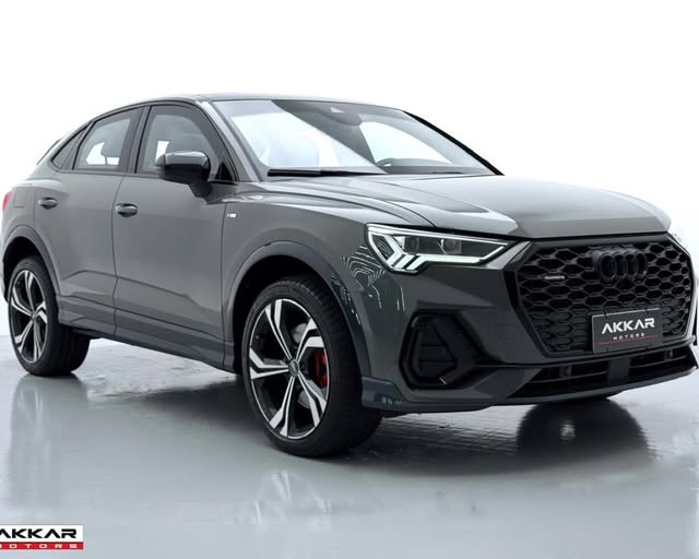 AUDI Q3 SPORTBACK PERFORMANCE BLACK S-LINE - Imagem 3
