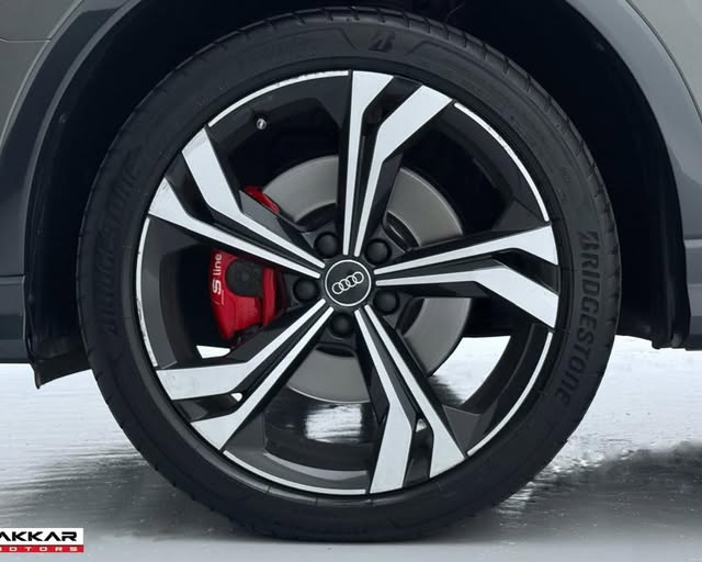 AUDI Q3 SPORTBACK PERFORMANCE BLACK S-LINE - Imagem 4