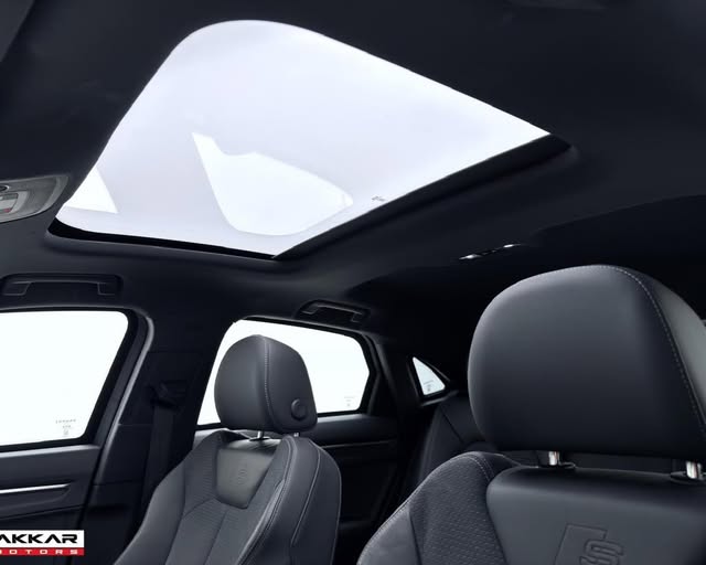 AUDI Q3 SPORTBACK PERFORMANCE BLACK S-LINE - Imagem 9