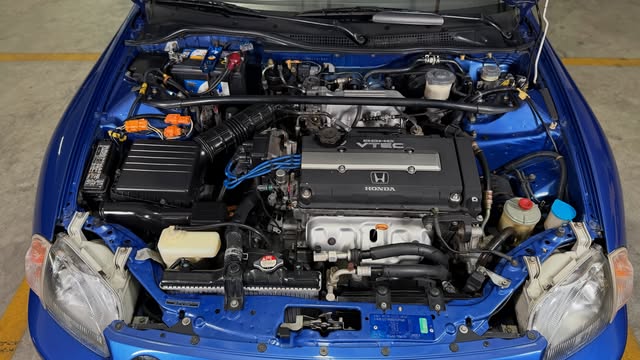 HONDA CRX VTI - Imagem 2