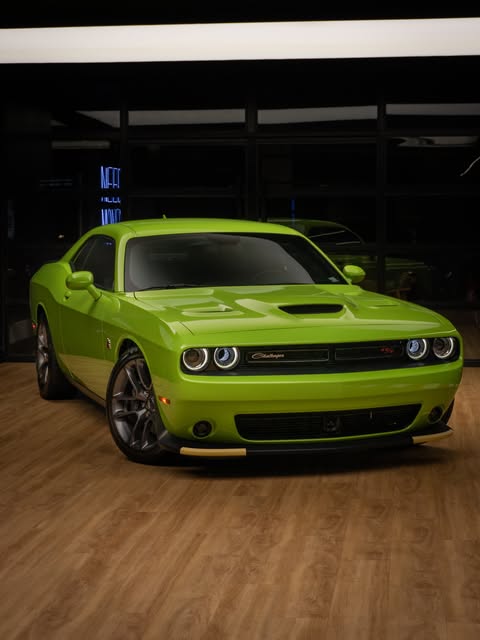 DODGE CHALLENGER R/T SCAT PACK - Imagem 1