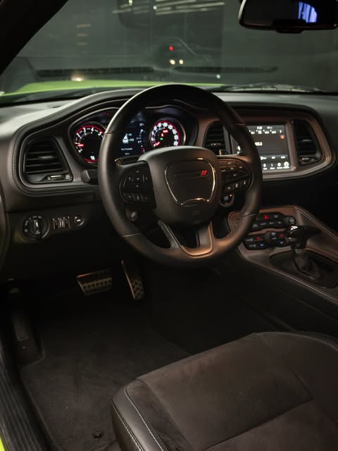 DODGE CHALLENGER R/T SCAT PACK - Imagem 2