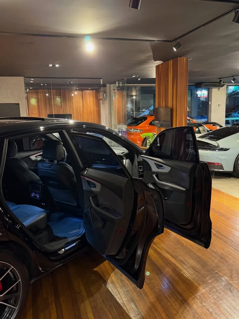 AUDI Q8 QUATTRO PERFORMANCE BLACK S-LINE - Imagem 11
