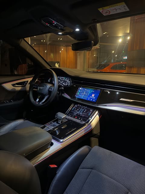 AUDI Q8 QUATTRO PERFORMANCE BLACK S-LINE - Imagem 14