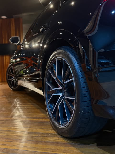 AUDI Q8 QUATTRO PERFORMANCE BLACK S-LINE - Imagem 8