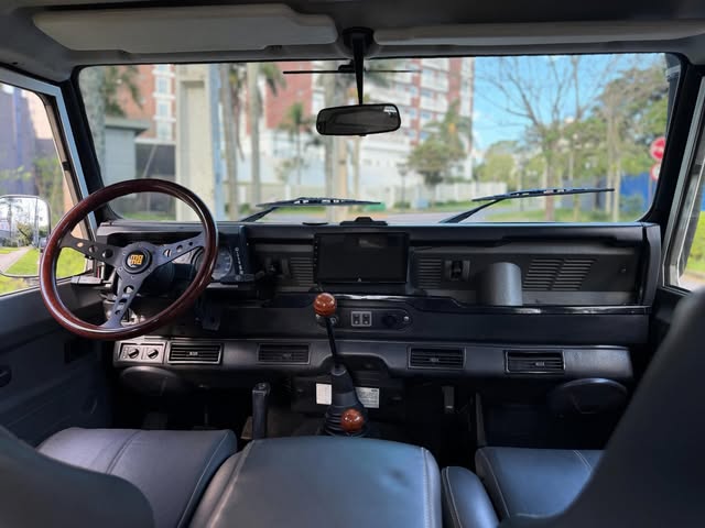 LAND ROVER DEFENDER - Imagem 15