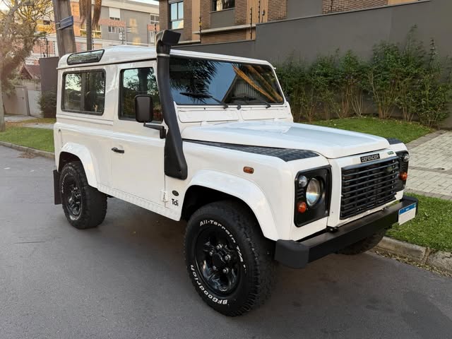 LAND ROVER DEFENDER - Imagem 6