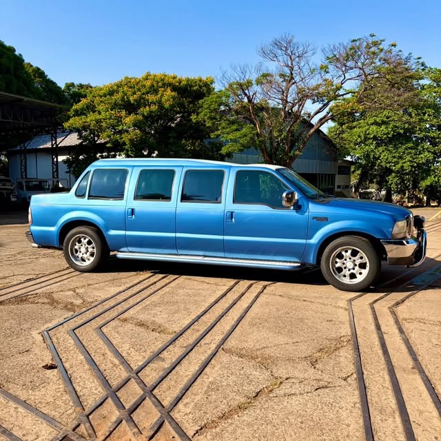 FORD F-350 - Imagem 3