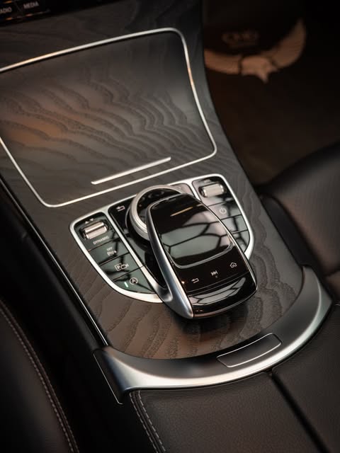 MERCEDES-BENZ C 180 SPORT COUPÉ - Imagem 12