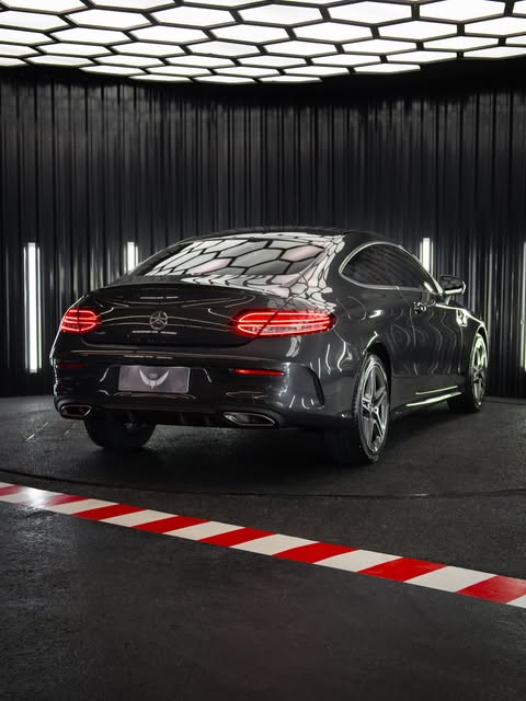 MERCEDES-BENZ C 180 SPORT COUPÉ - Imagem 15