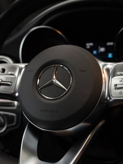 MERCEDES-BENZ C 180 SPORT COUPÉ - Imagem 6