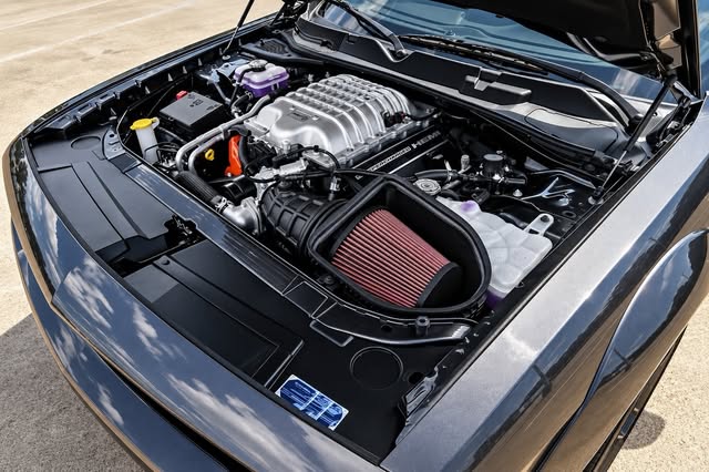 DODGE CHALLENGER SRT HELLCAT WIDEBODY - Imagem 5