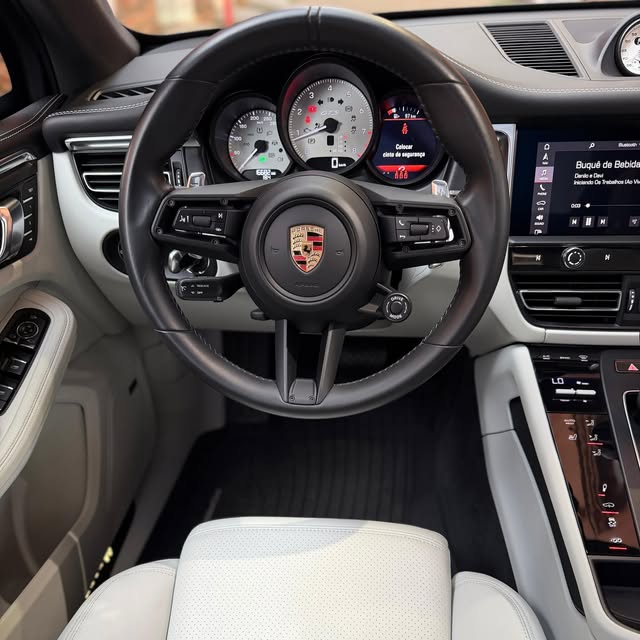 PORSCHE MACAN GTS - Imagem 14