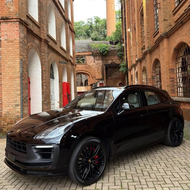 PORSCHE MACAN GTS - Imagem 6