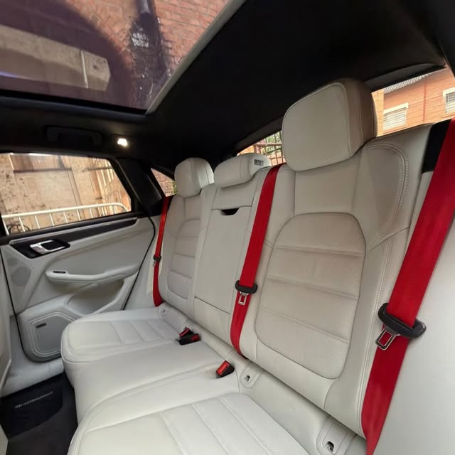 PORSCHE MACAN GTS - Imagem 10