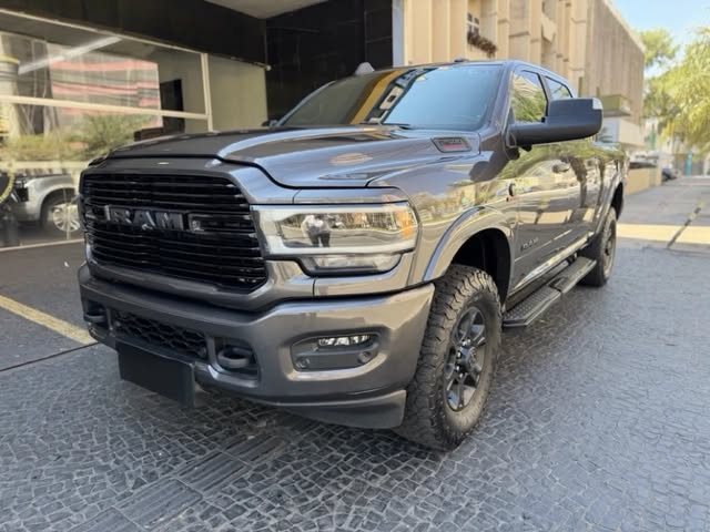 RAM 2500 LARAMIE NIGHT EDITION - Imagem 1