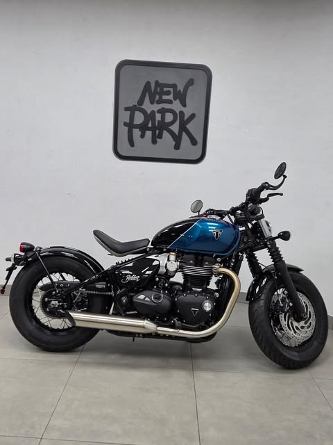 TRIUMPH BONNEVILLE BOBBER - Imagem 2