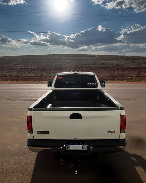 FORD F-250 XLT - Imagem 4