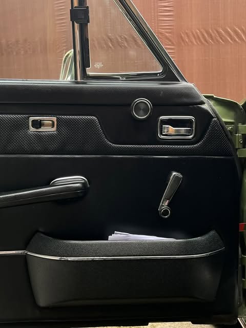 MERCEDES-BENZ 280C - Imagem 17