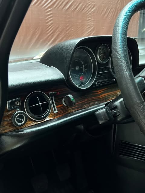 MERCEDES-BENZ 280C - Imagem 18