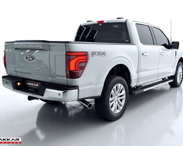 FORD F-150 LARIAT FX4 - Imagem 8