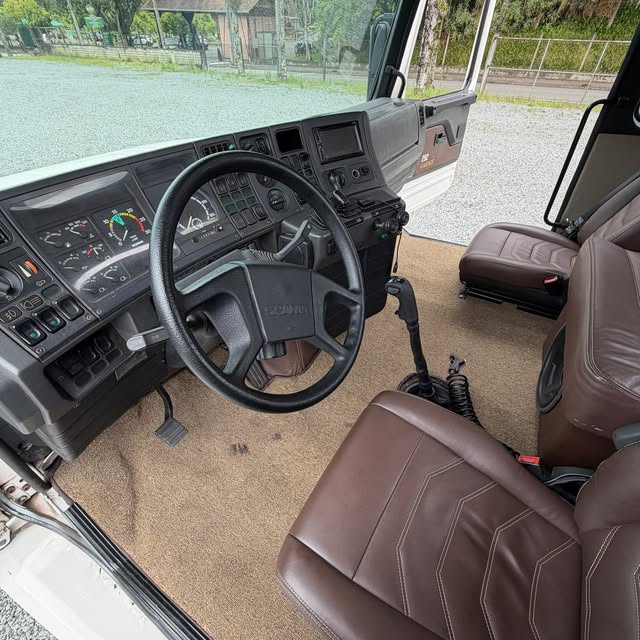 SCANIA 113H - Imagem 16