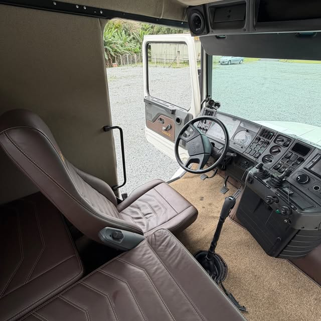 SCANIA 113H - Imagem 17