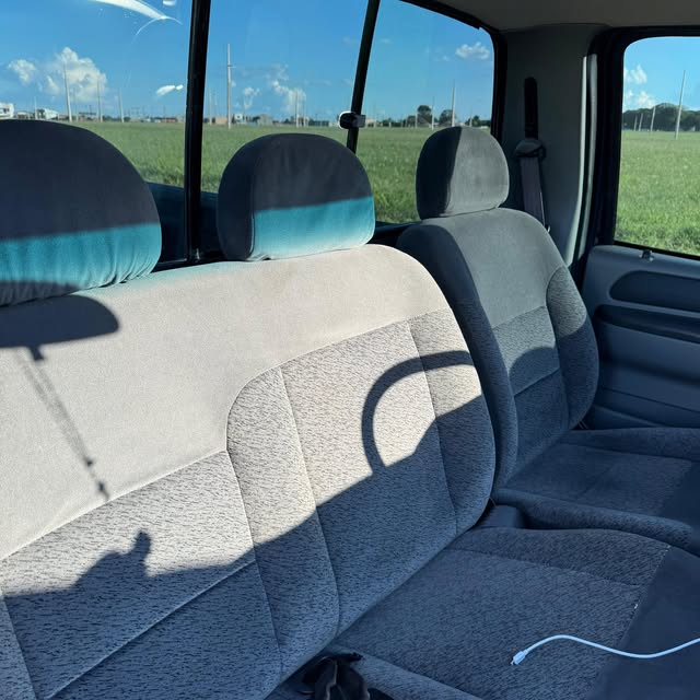 FORD F-250 XLT-L - Imagem 15