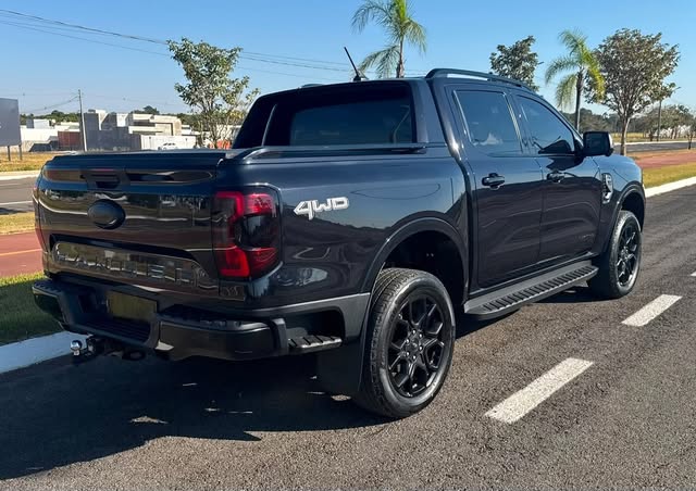 FORD RANGER LIMITED+ V6 - Imagem 5