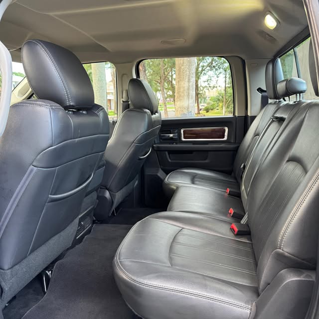 DODGE RAM 2500HD LARAMIE - Imagem 15