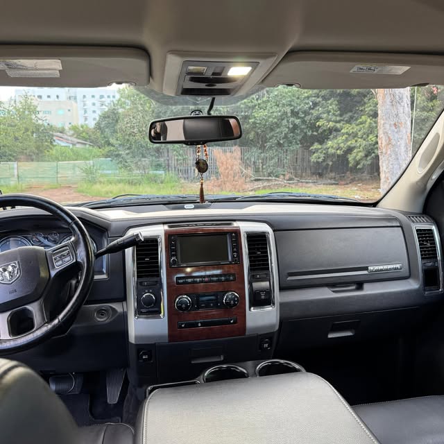 DODGE RAM 2500HD LARAMIE - Imagem 10