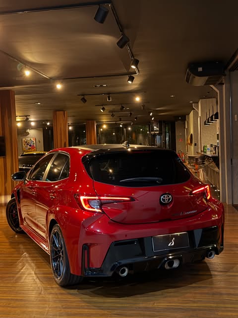 TOYOTA COROLLA GR CIRCUIT - Imagem 3