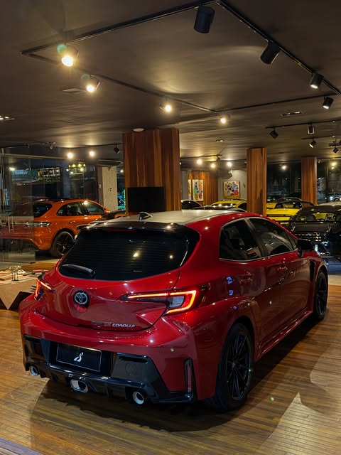 TOYOTA COROLLA GR CIRCUIT - Imagem 5