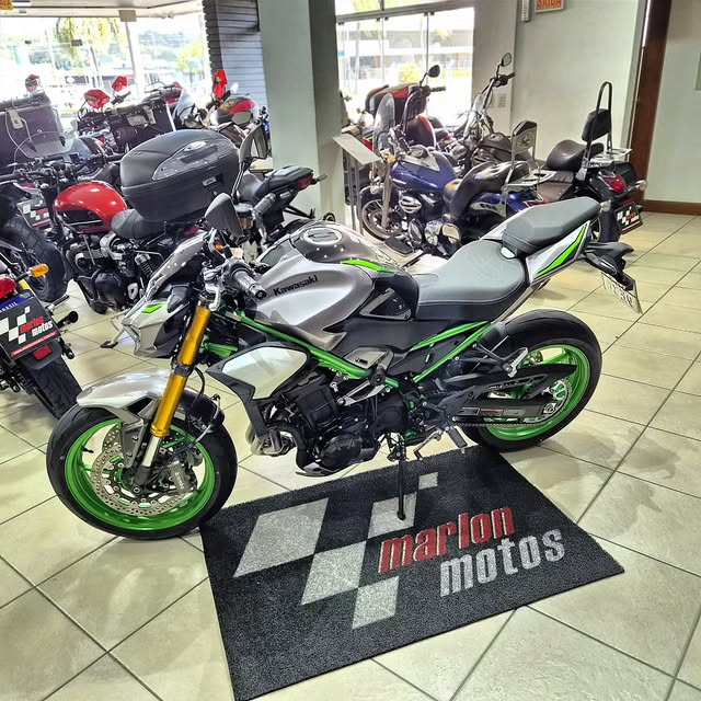 KAWASAKI Z900 R EDITION - Imagem 11