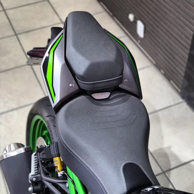 KAWASAKI Z900 R EDITION - Imagem 5