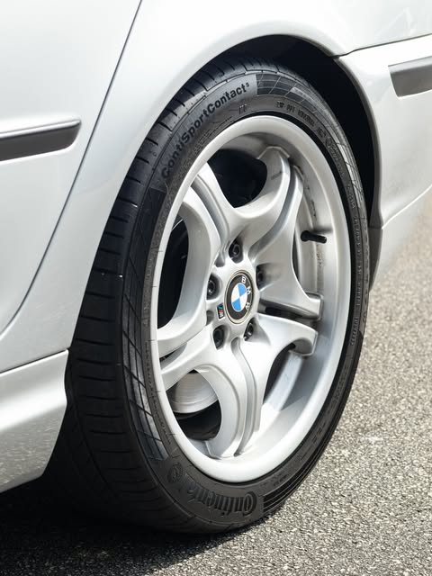 BMW 330I MOTOSPORT - Imagem 8