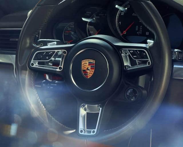 PORSCHE 911 TURBO - Imagem 6