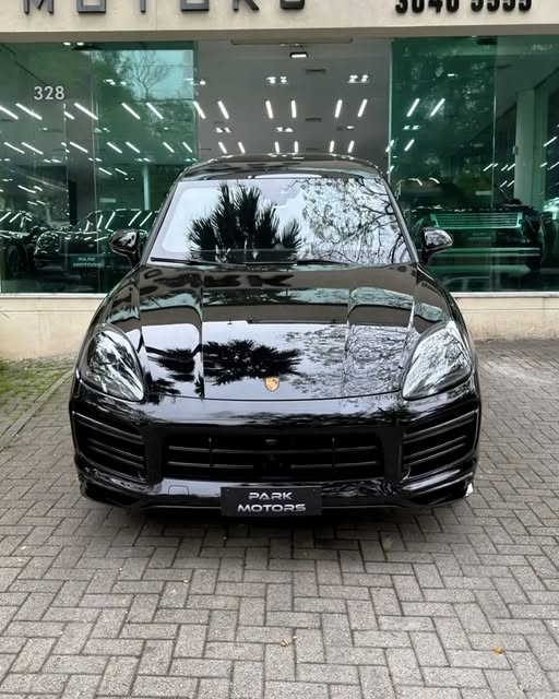 PORSCHE CAYENNE TURBO S E-HYBRID COUPÉ - Imagem 3