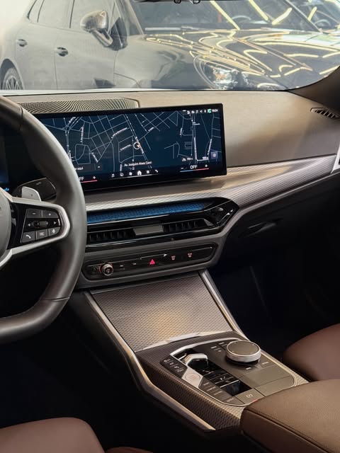 BMW 320I M SPORT 10TH ANNIVERSARY EDITION - Imagem 6