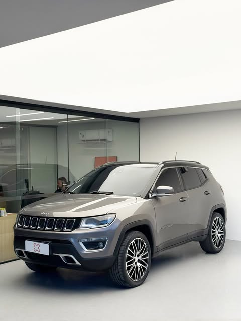 JEEP COMPASS LIMITED - Imagem 1