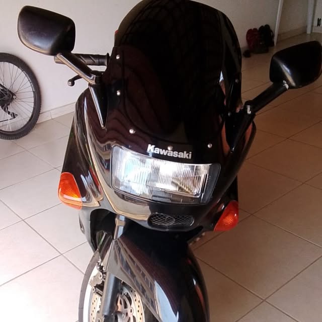 KAWASAKI ZX 11 R NINJA - Imagem 2