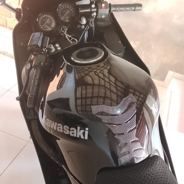 KAWASAKI ZX 11 R NINJA - Imagem 6