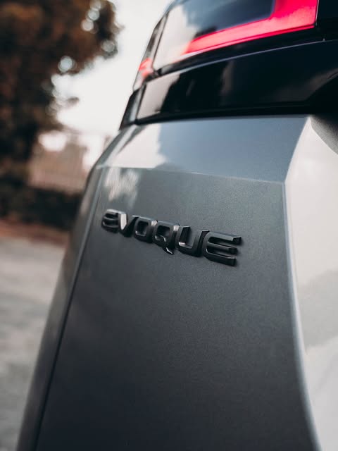 LAND ROVER EVOQUE HSE DYNAMIC P250 - Imagem 4